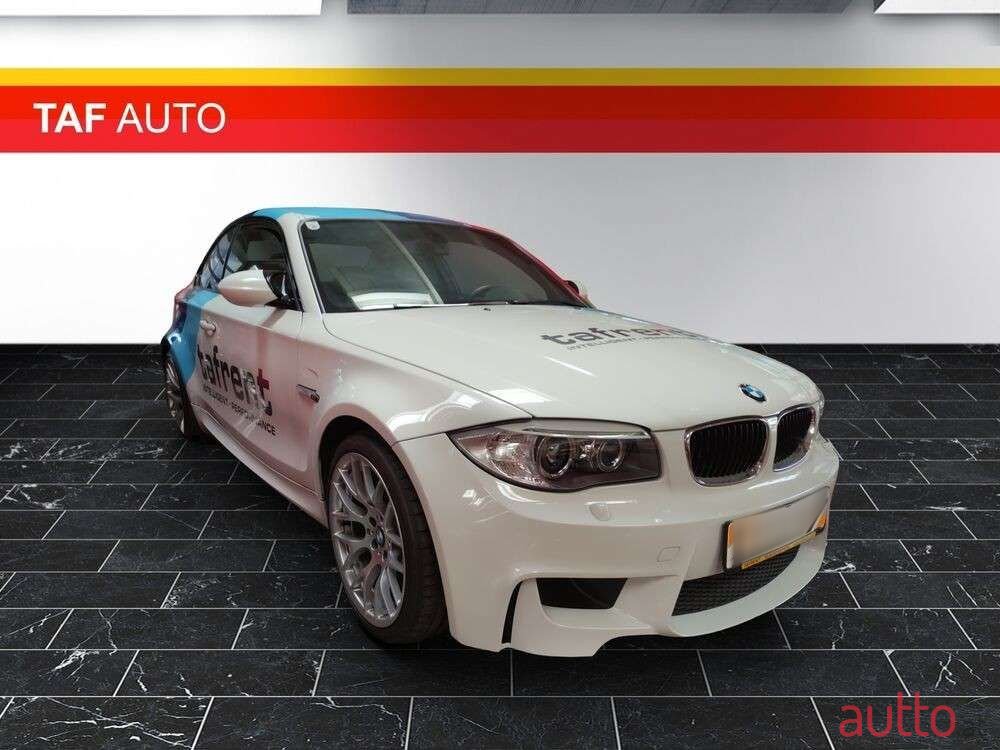 2011' BMW 1Er-Reihe photo #1