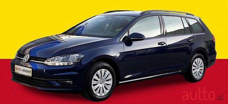 2017' Volkswagen Golf photo #1