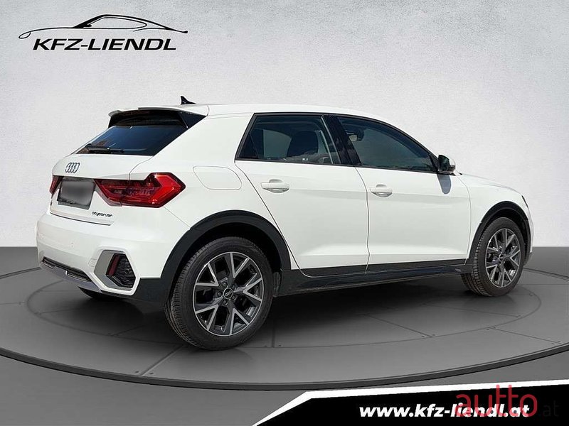 2020' Audi A1 photo #4