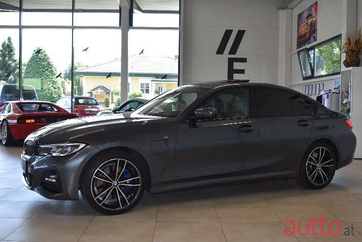 2021' BMW 3Er-Reihe photo #6