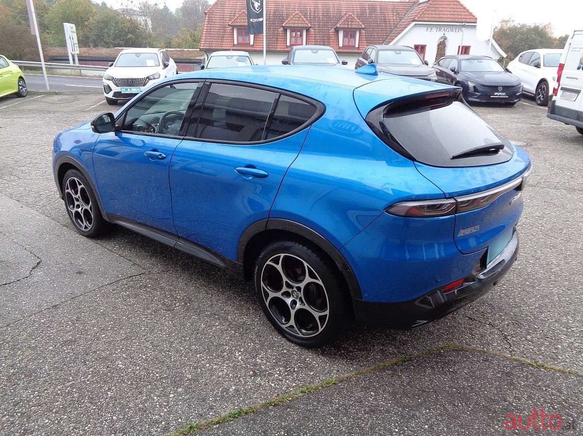 2022' Alfa Romeo Tonale photo #6