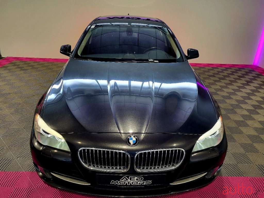 2010' BMW 5Er-Reihe photo #3