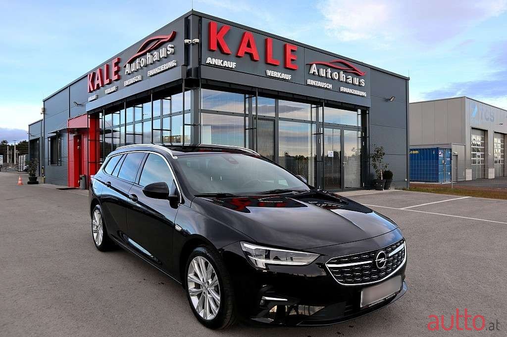 2021' Opel Insignia photo #1