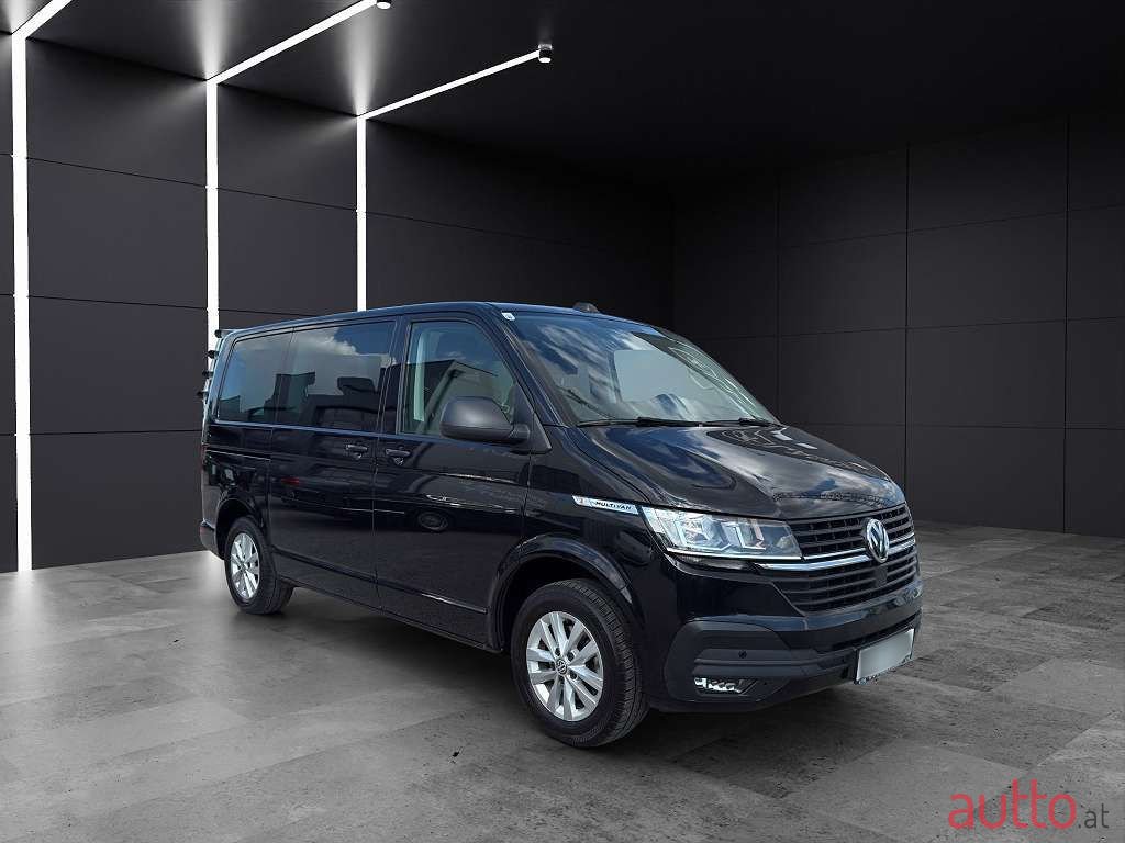 2021' Volkswagen Multivan photo #6