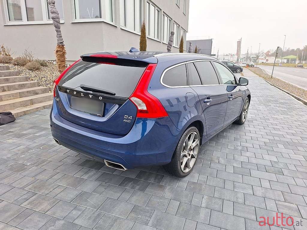 2015' Volvo V60 photo #5