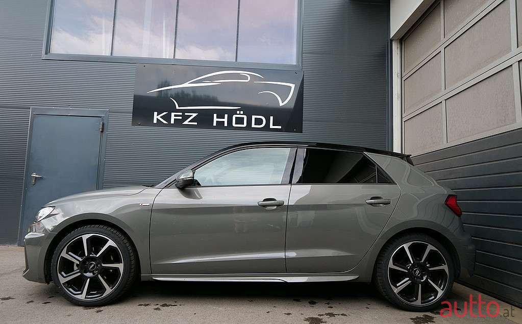 2018' Audi A1 photo #5