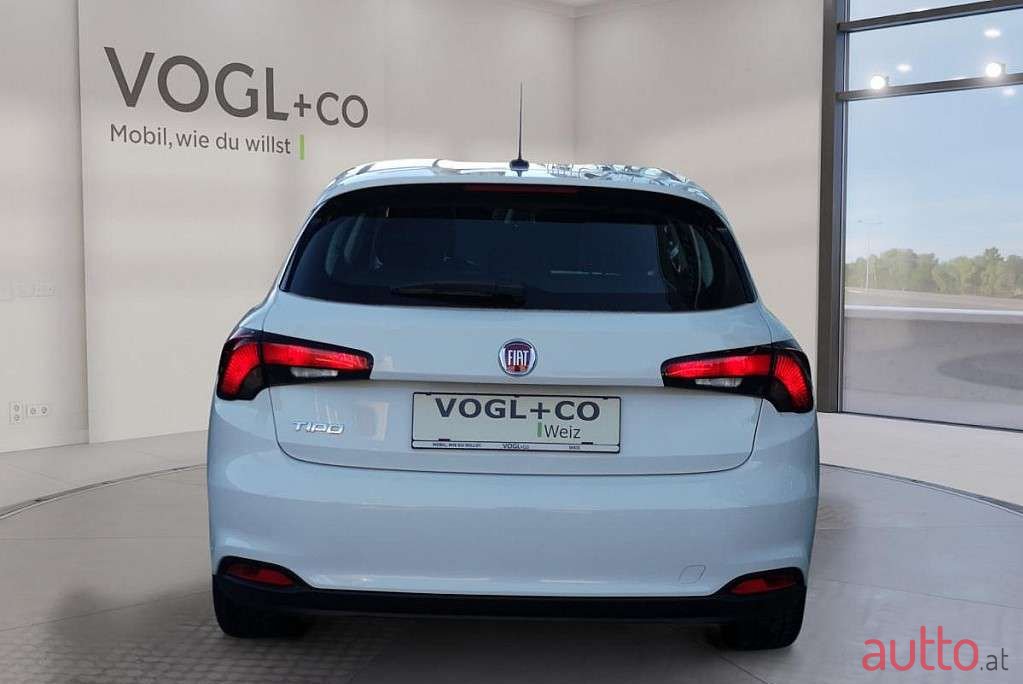 2022' Fiat Tipo photo #4