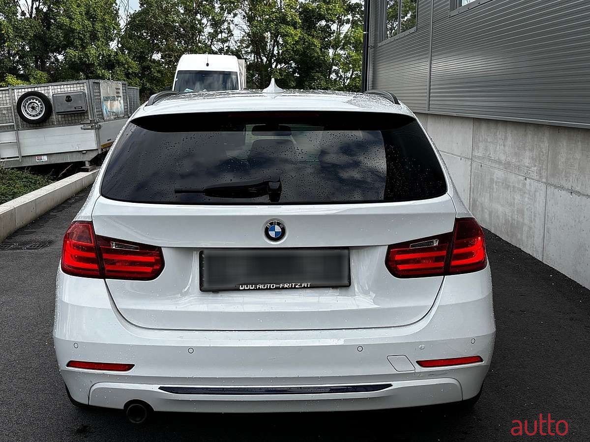 2013' BMW 3Er-Reihe photo #6