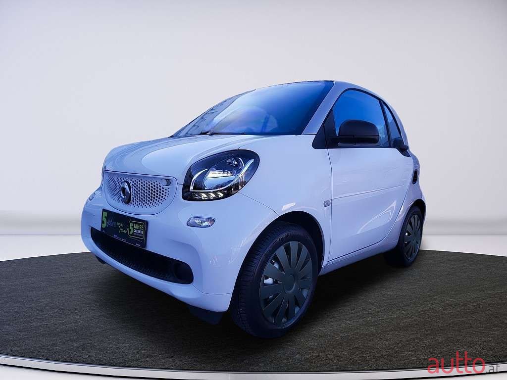 2018' Smart Fortwo photo #1