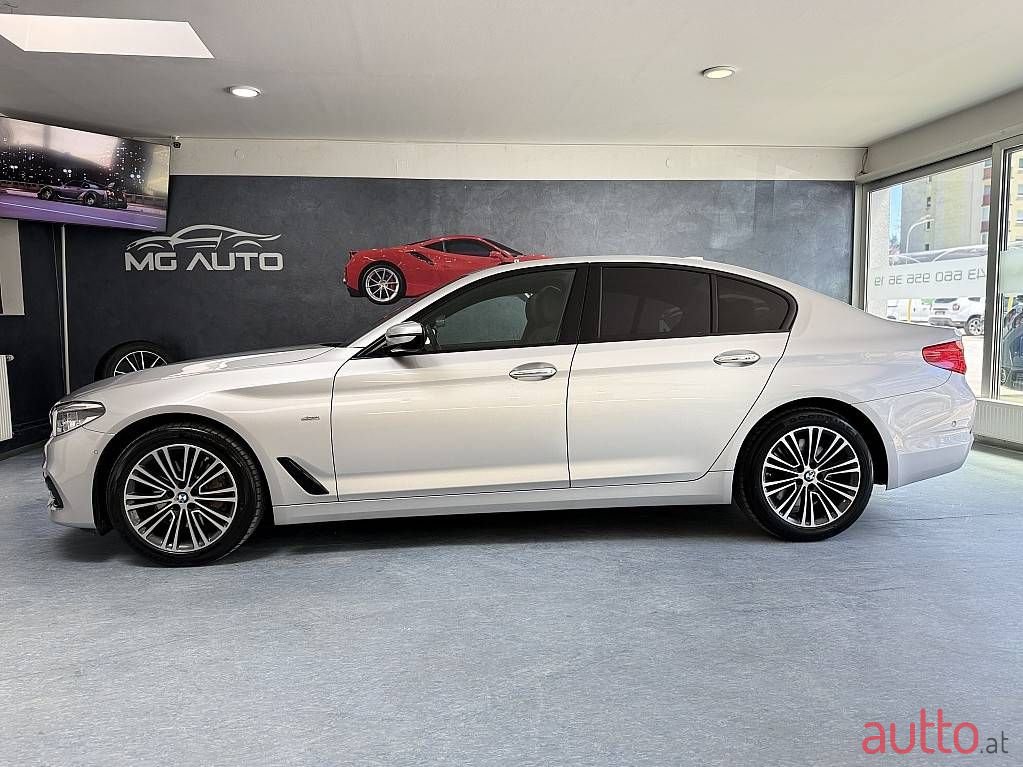 2017' BMW 5Er-Reihe photo #3