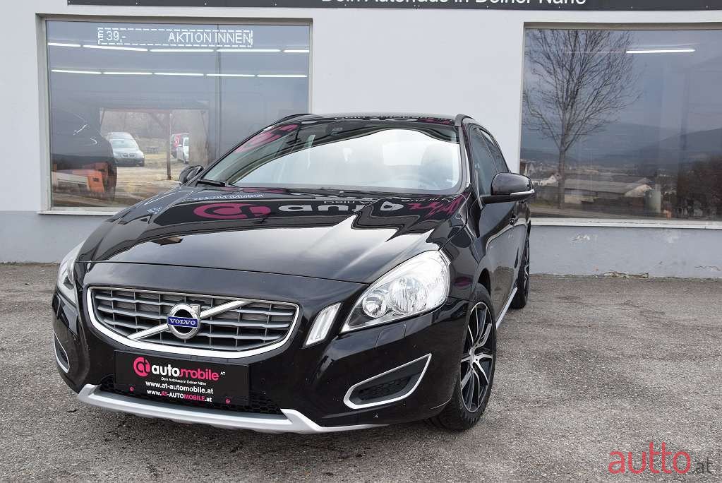 2012' Volvo V60 photo #1