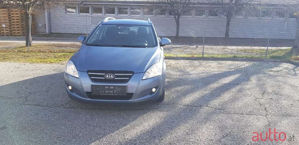 2008' Kia Ceed photo #1