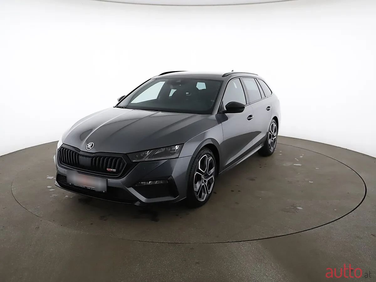 2023' Skoda Octavia photo #1