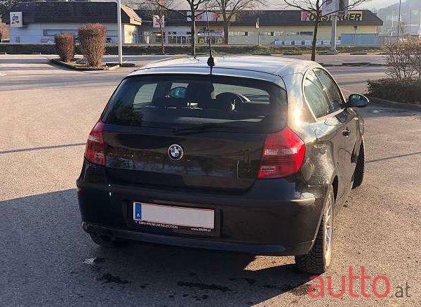 2009' BMW 1Er-Reihe photo #1