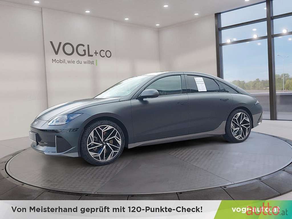 2023' Hyundai Ioniq 6 photo #1