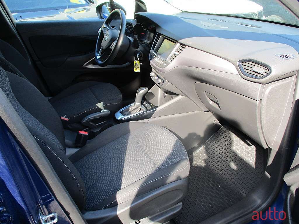 2021' Opel Crossland photo #5