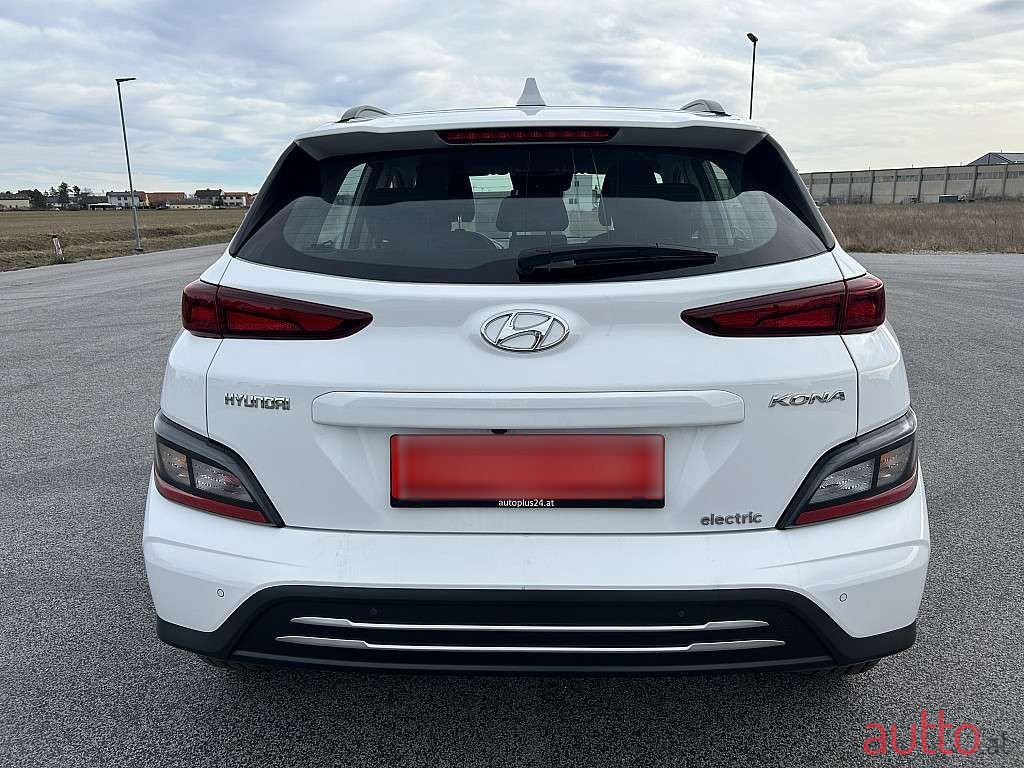2021' Hyundai Kona photo #5