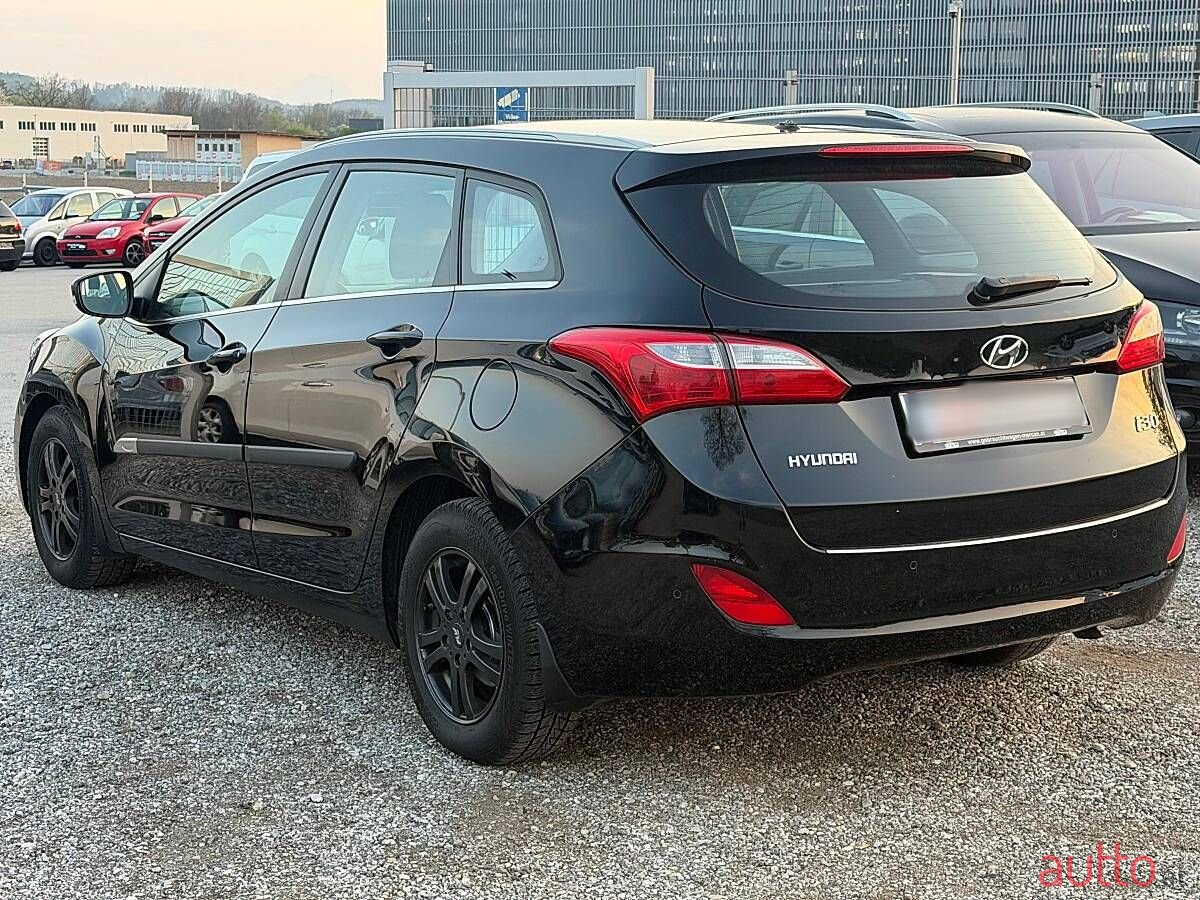 2015' Hyundai i30 photo #6