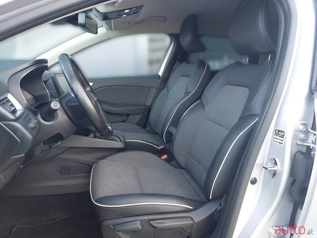 2021' Renault Clio photo #5