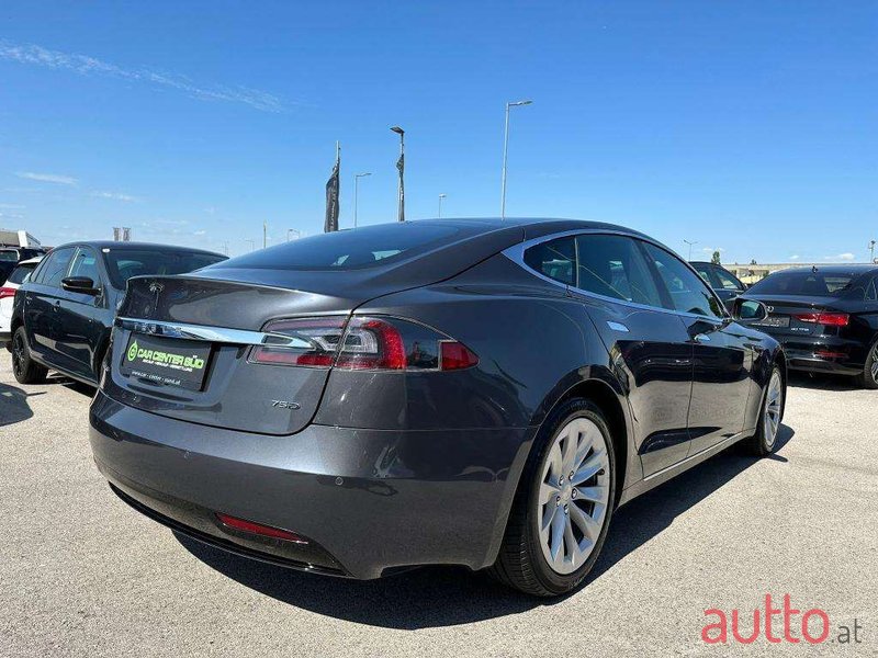 2019' Tesla Model S photo #5