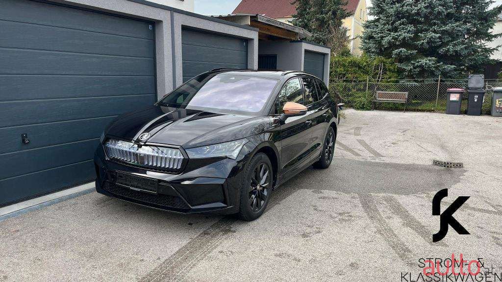 2022' Skoda Enyaq photo #3