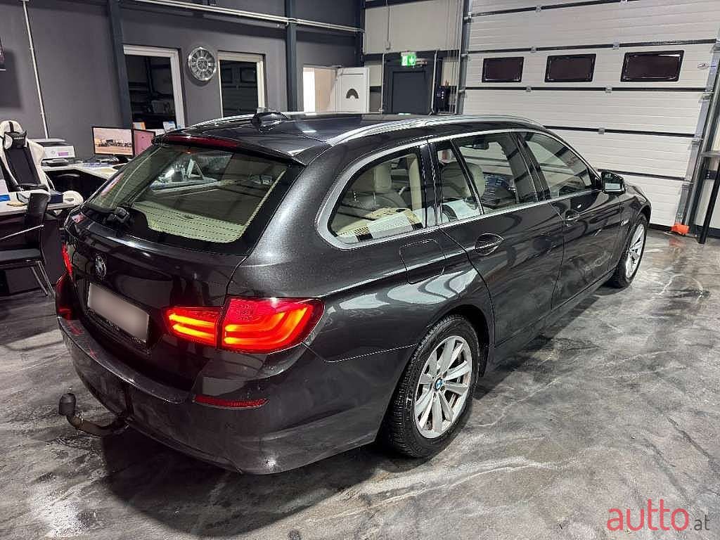 2010' BMW 5Er-Reihe photo #3