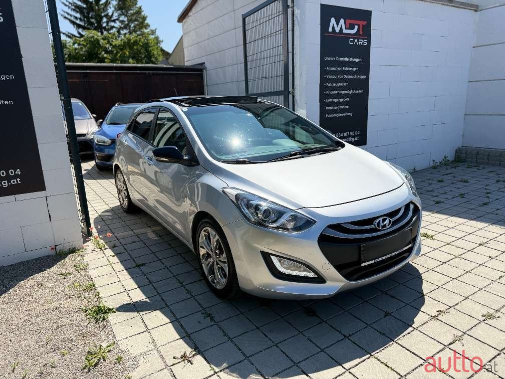 2014' Hyundai i30 photo #2