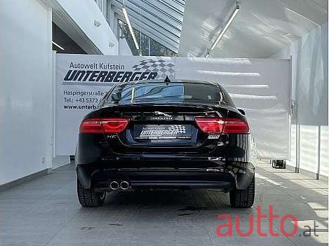 2018' Jaguar Xe photo #2