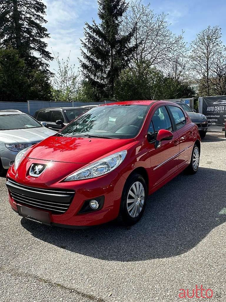 2009' Peugeot 207 photo #3