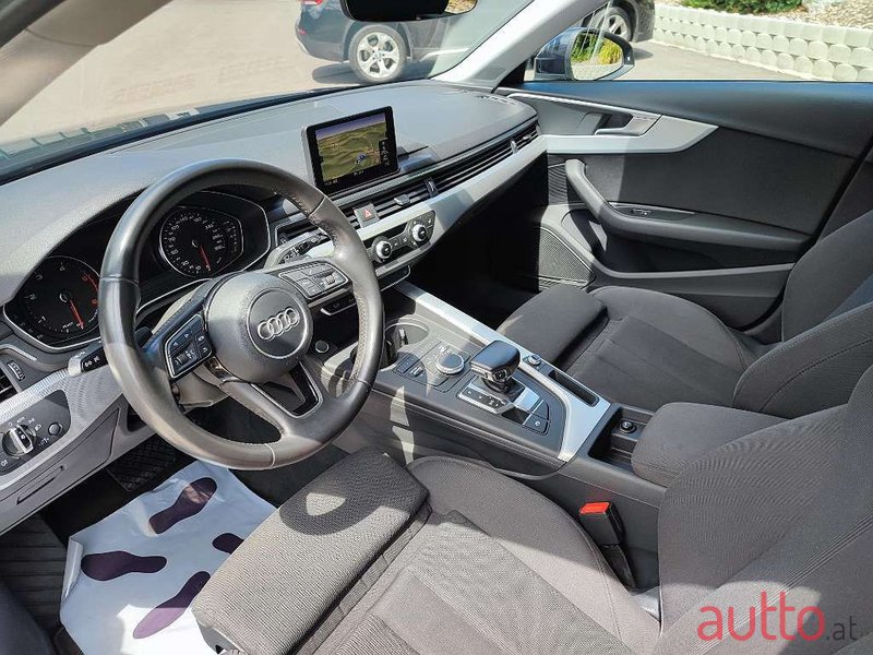 2016' Audi A4 photo #5