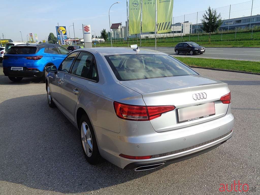 2019' Audi A4 photo #5