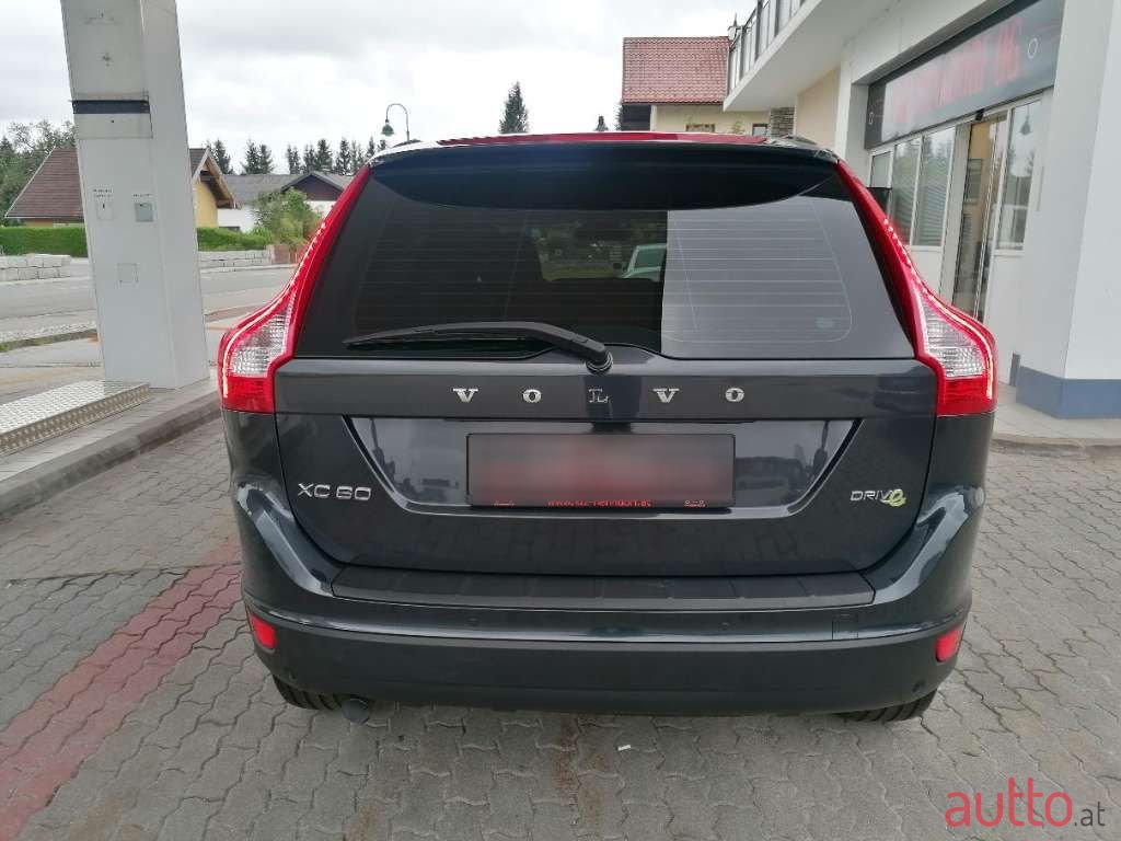 2011' Volvo XC60 photo #6