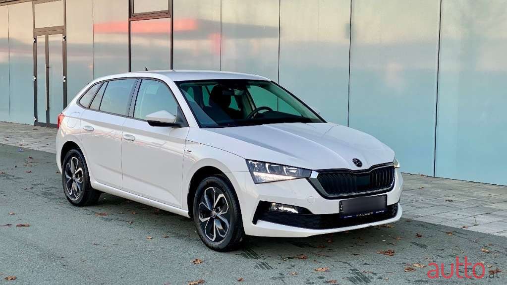 2020' Skoda Scala photo #5