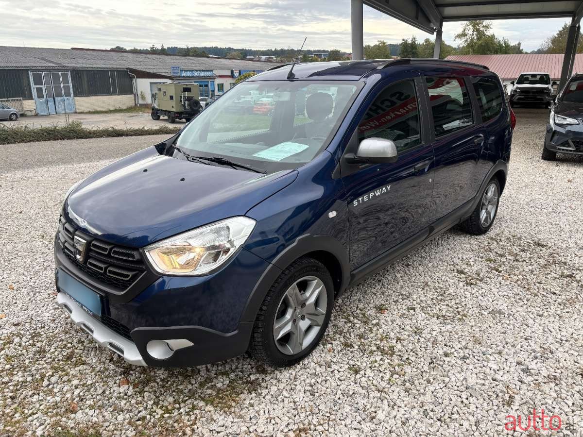 2018' Dacia Lodgy photo #2