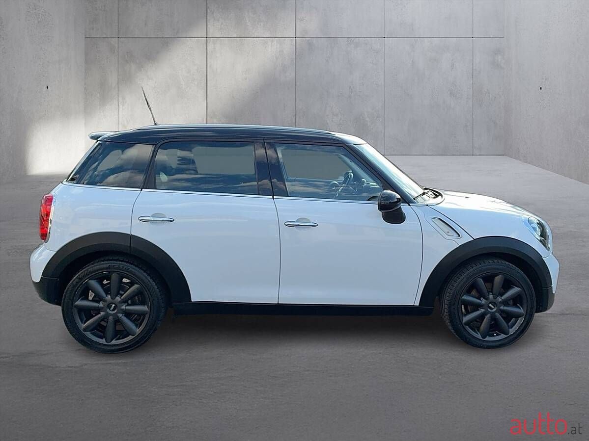 2013' MINI Countryman photo #6