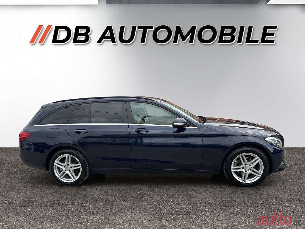 2015' Mercedes-Benz C-Klasse photo #4