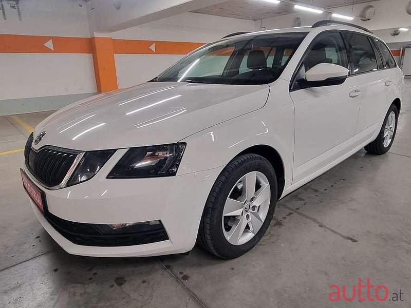 2019' Skoda Octavia photo #1