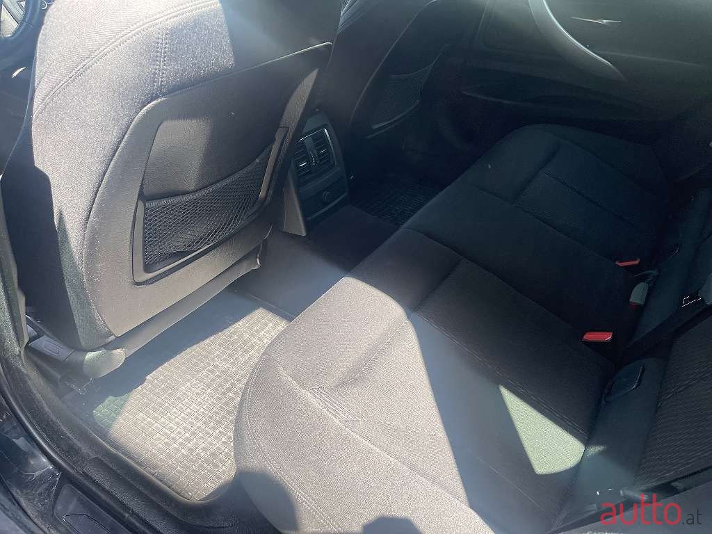 2015' BMW 3Er-Reihe photo #2