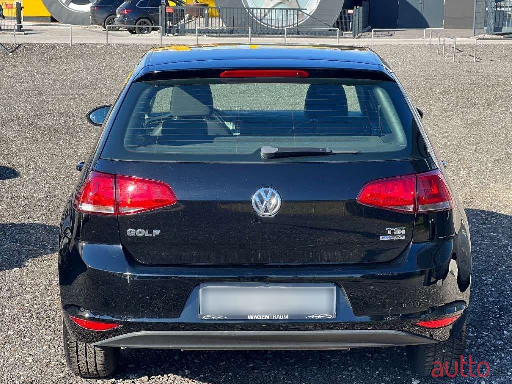 2013' Volkswagen Golf photo #6