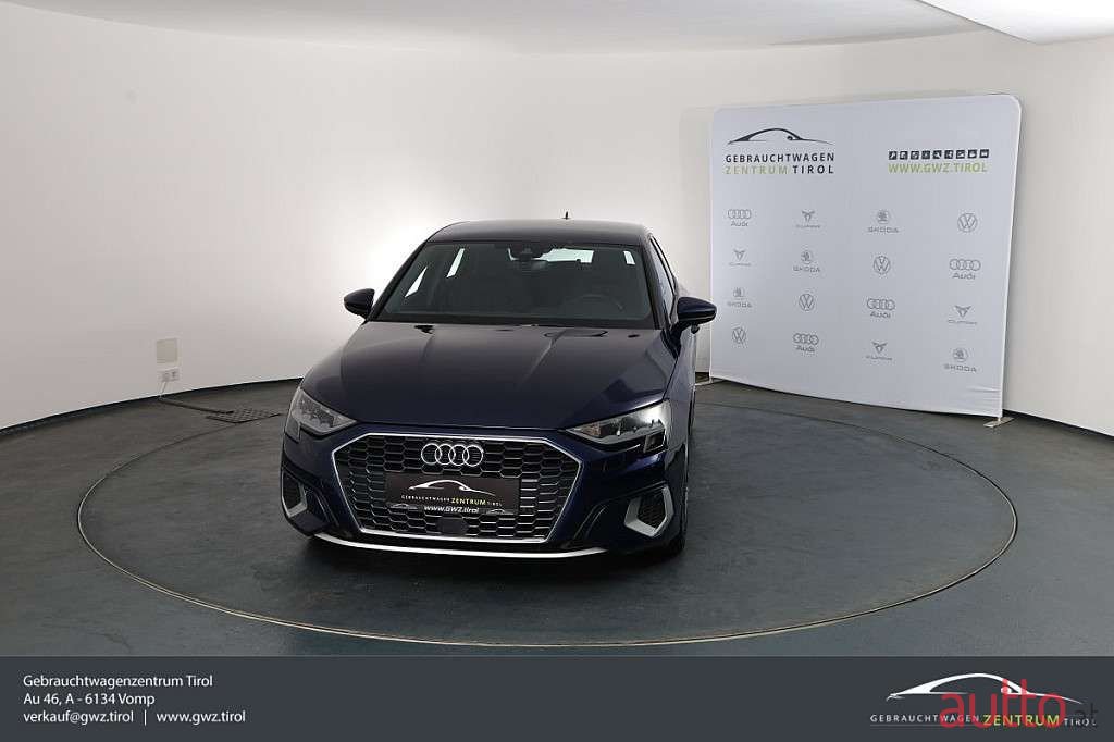 2021' Audi A3 photo #2