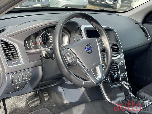 2015' Volvo XC60 photo #5