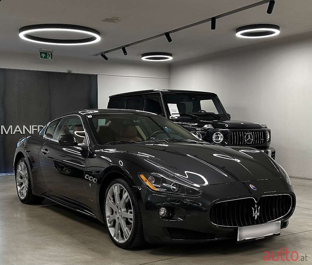 2009' Maserati Gran Turismo photo #2