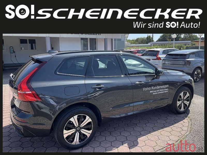 2024' Volvo XC60 photo #2