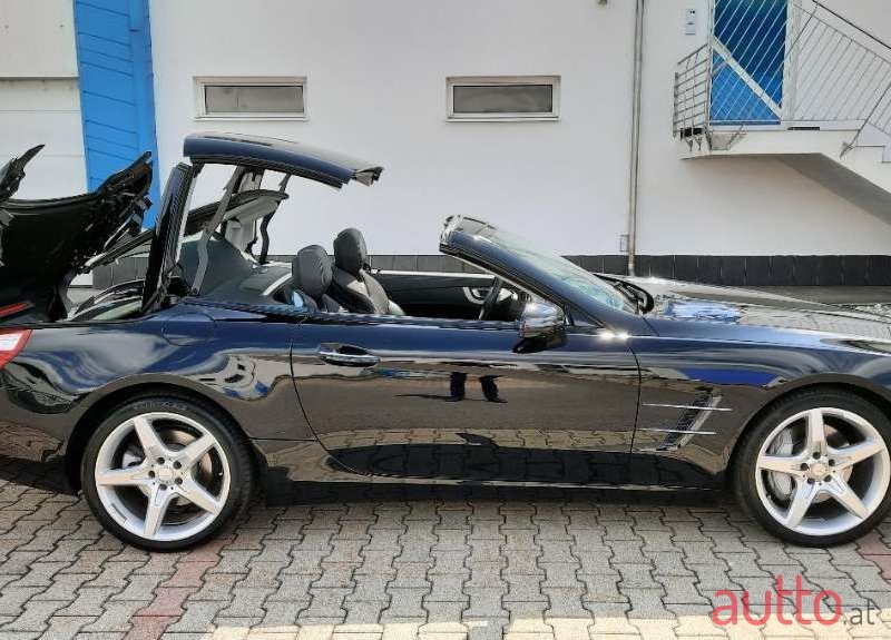 2012' Mercedes-Benz Sl-Klasse photo #6