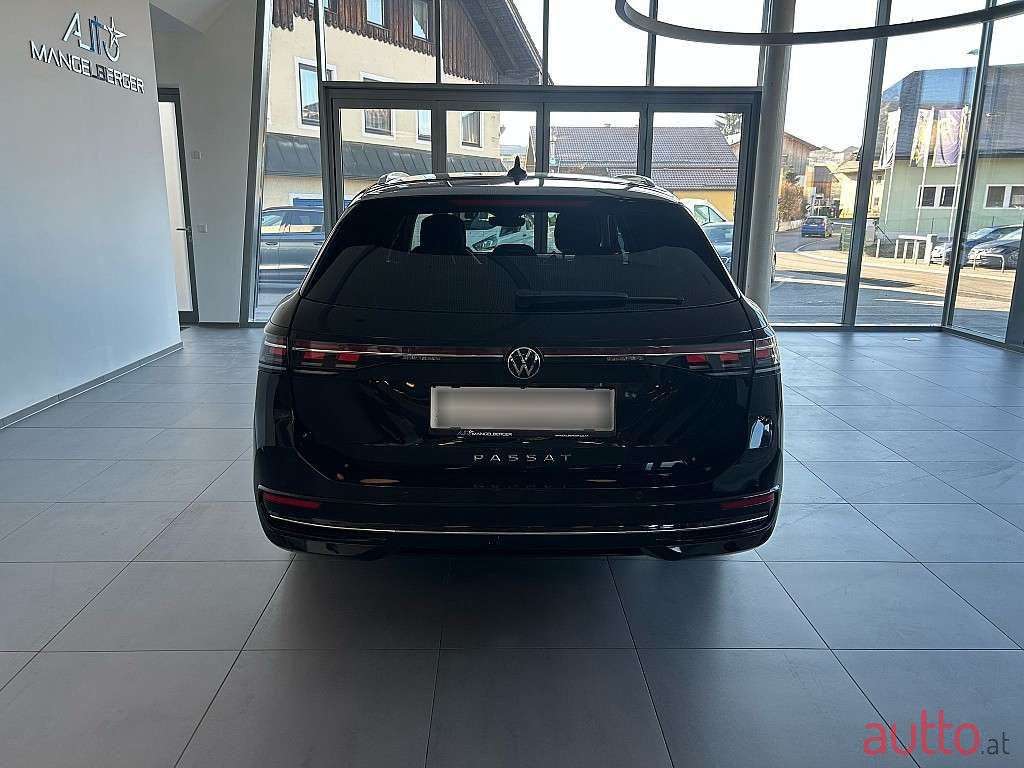 2024' Volkswagen Passat photo #4