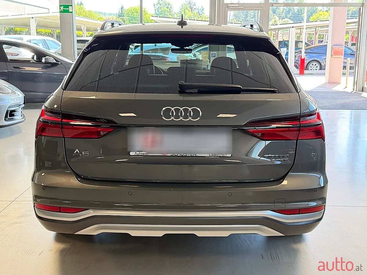 2022' Audi A6 Allroad photo #5