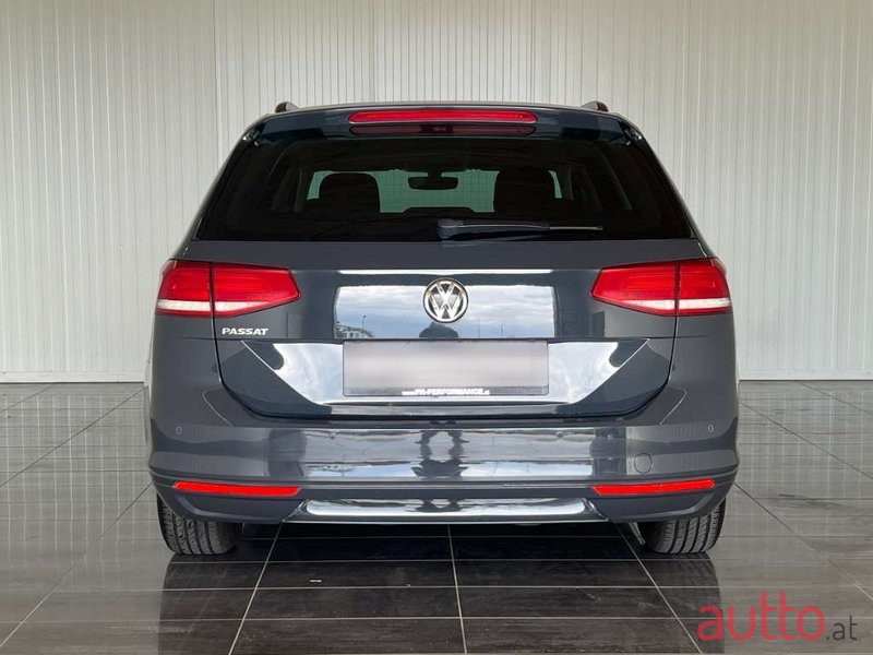 2018' Volkswagen Passat photo #6