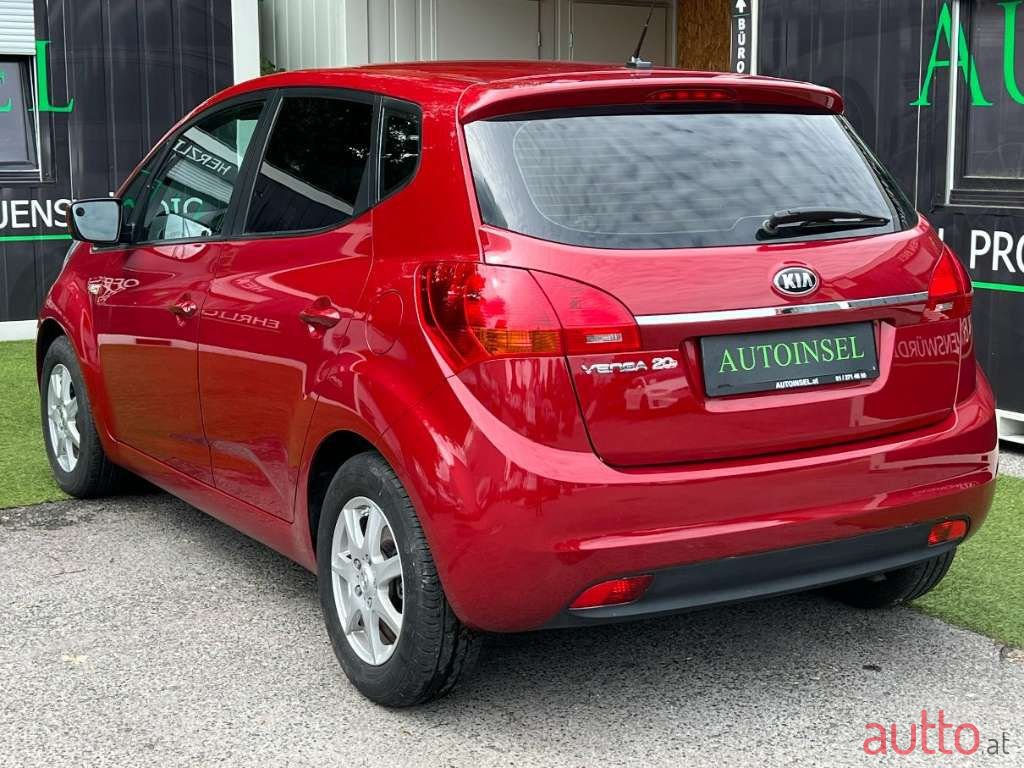 2015' Kia Venga photo #2