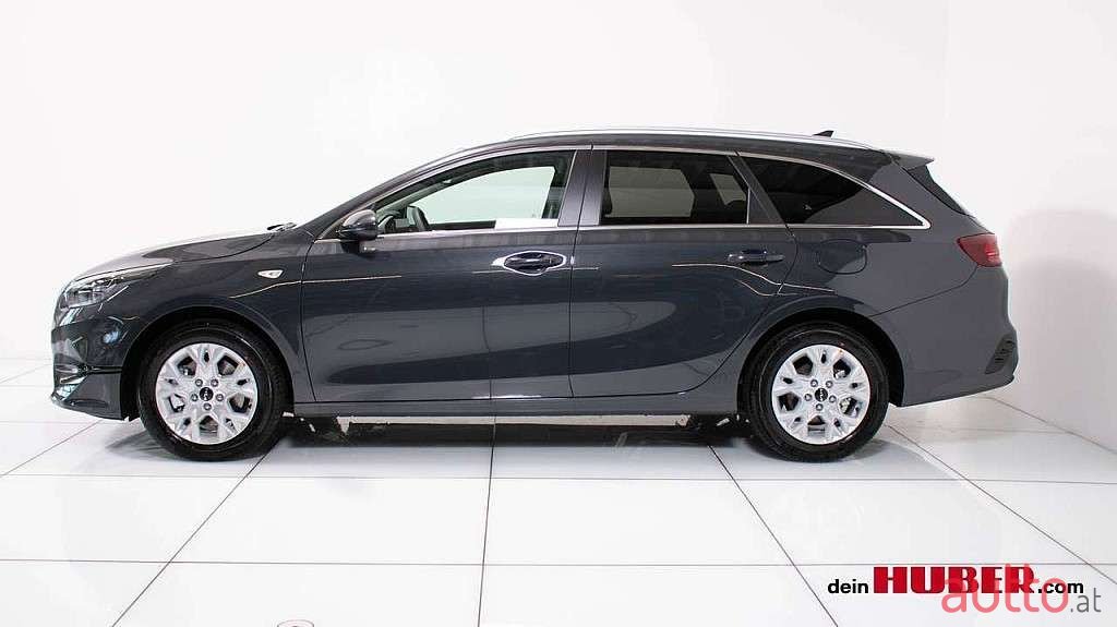 2023' Kia Ceed photo #6