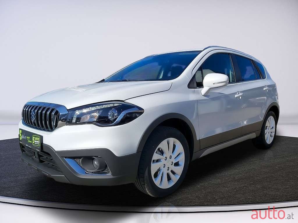 2021' Suzuki SX4 photo #1